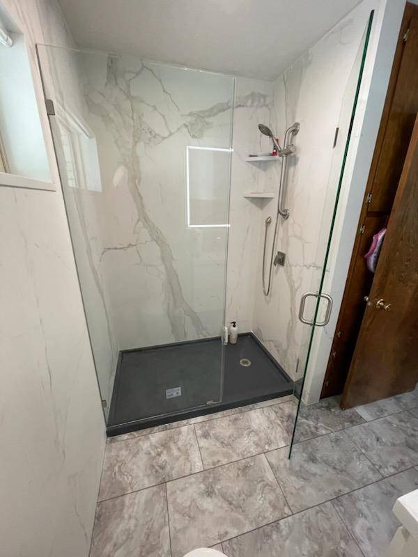 July 27 Shower Walls 01